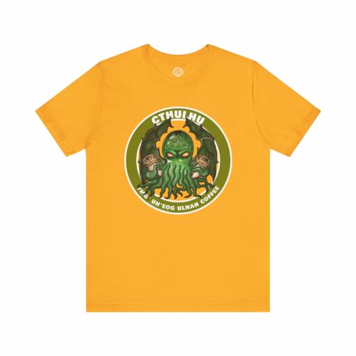 T-Shirt - CTHULHU, Your God Demands Coffee in R'lyehian. Funny shirt for fans of HP Lovecraft and cosmic horror. - Image 5